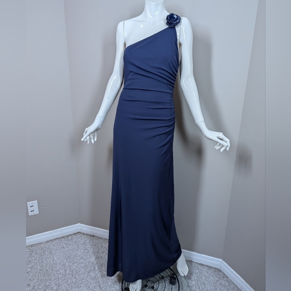 Laundry by Shelli Segal Navy Formal Gown Size 4 NWT One Shoulder Beaded Sequin